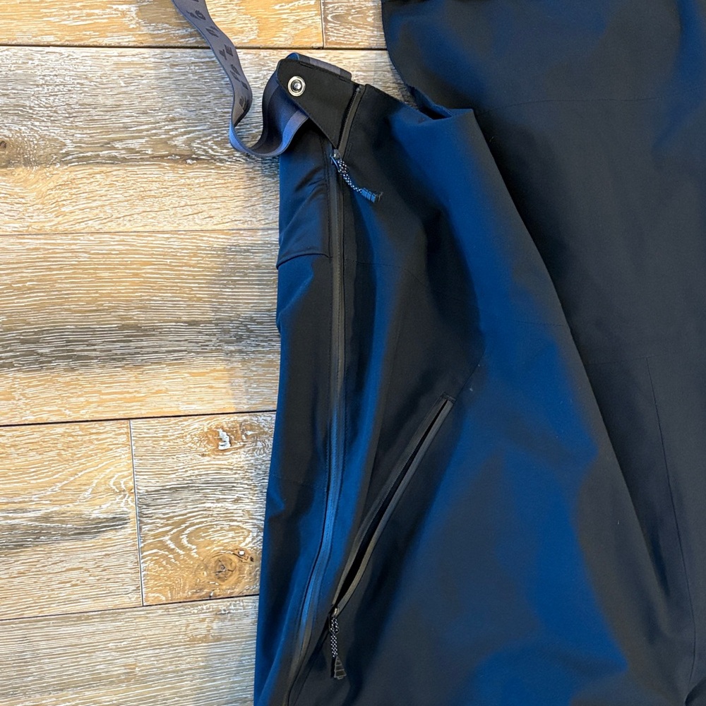 Women's Insulated Ski Bibs - Picture 5 of 8